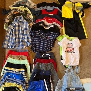 44 piece Summer/Spring baby boy clothing lot/bundle, Size 12 mo, Great condition